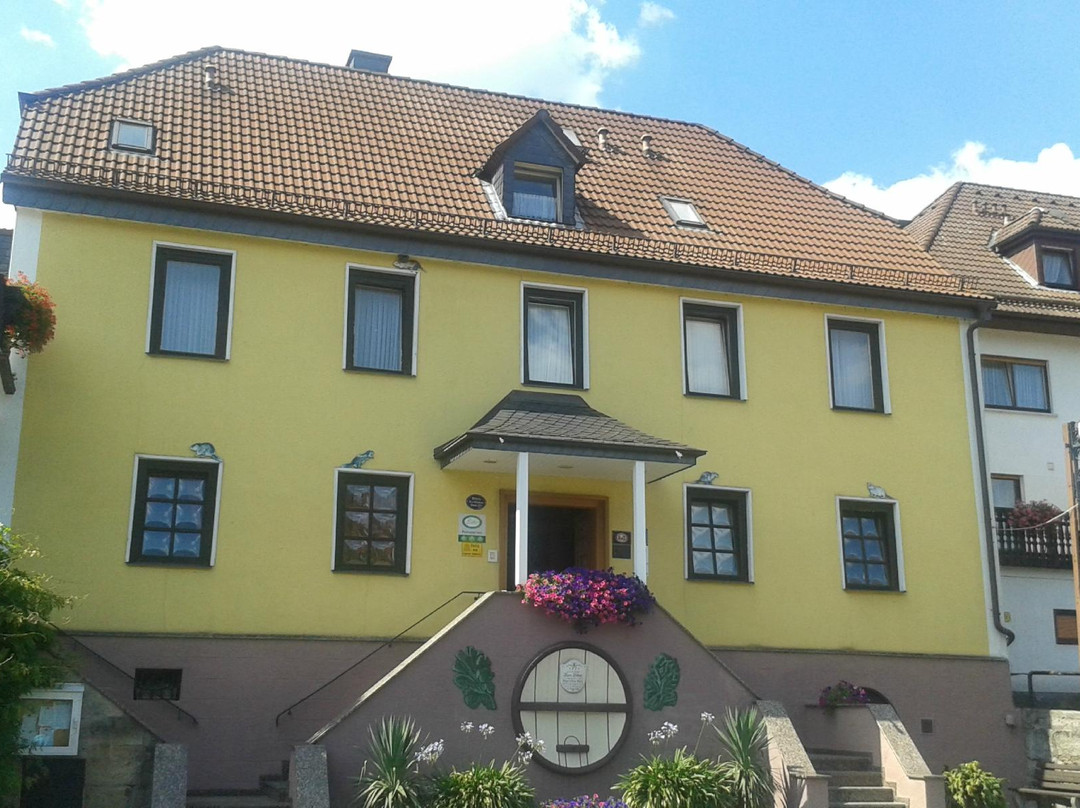 Kalbach餐馆和美食-Gasthaus zum Biber