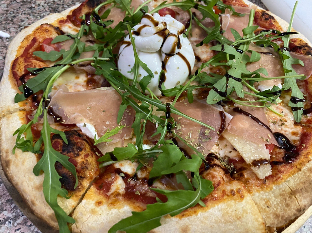 Pizza & Seafood Bar