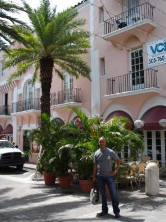 Española Way-迈阿密海滩必去景点