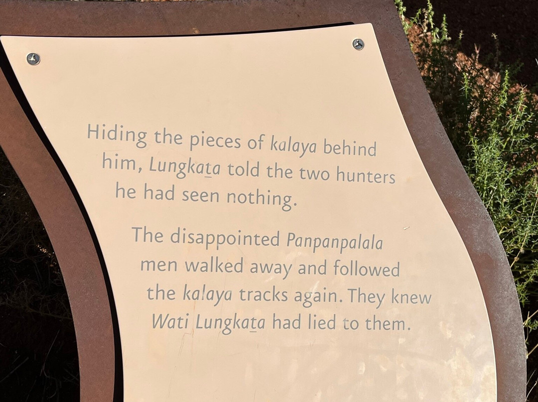 Lungkata Walk-乌鲁鲁-卡塔丘塔国家公园必去景点