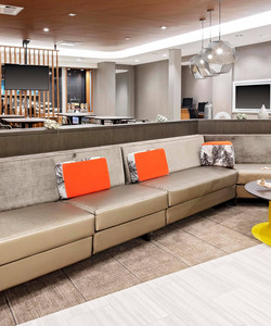 堪萨斯城广场SpringHill Suites酒店酒店图片