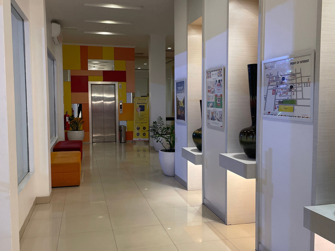 Zuri Express Hotel Pekanbaru主图