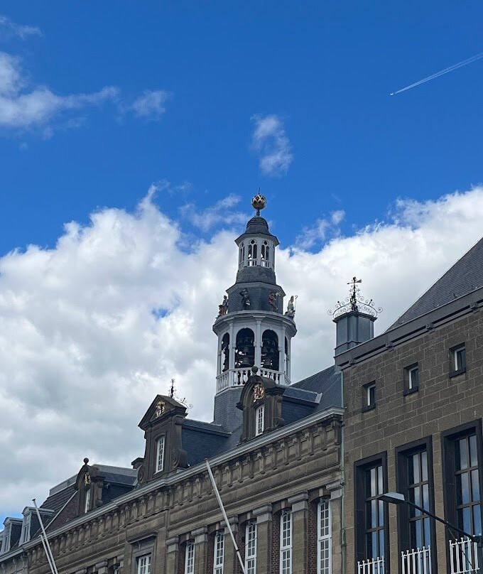 Stadhuis Roermond景点图片