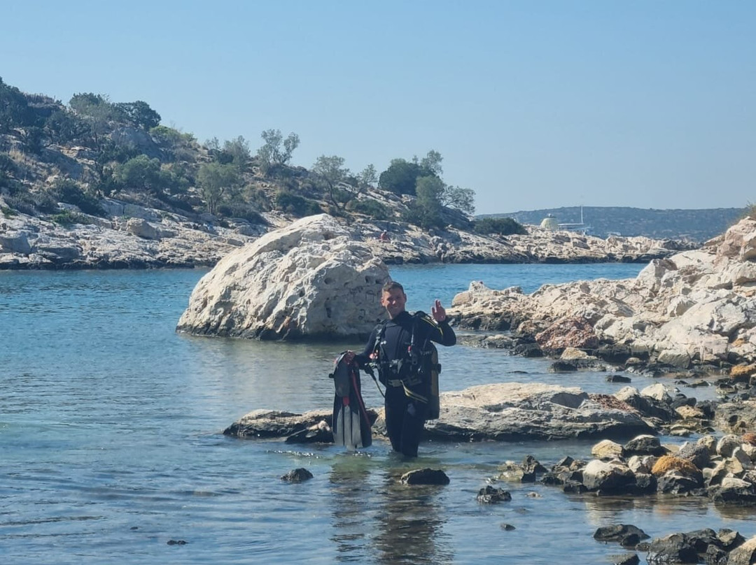 Nautilus Dive Center-Ilioupoli必去景点