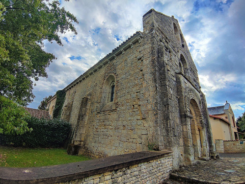 Église Saint-Pierre et Saint-Paul de Chail à Fontivillié