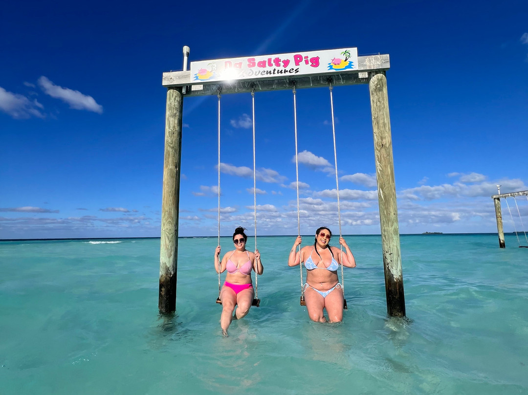 Island Charters景点图片