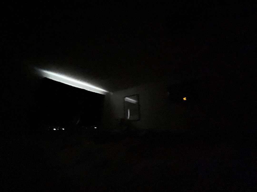 Broken Spur Inn主图