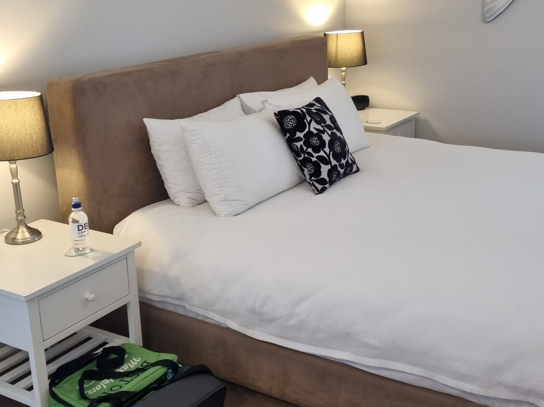 Wine and Roses Bed and Breakfast主图