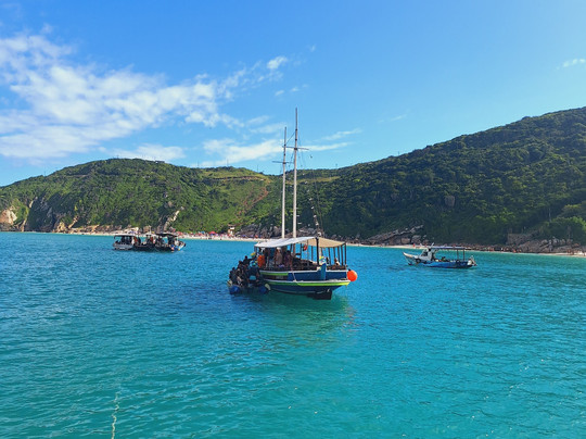 Cristiane Tour-阿拉伊阿尔港必去景点