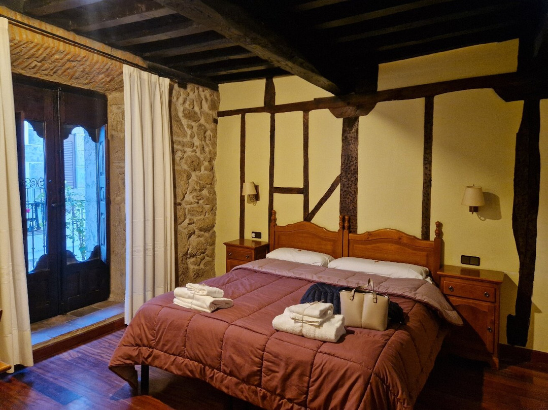 Posada de Candelario主图