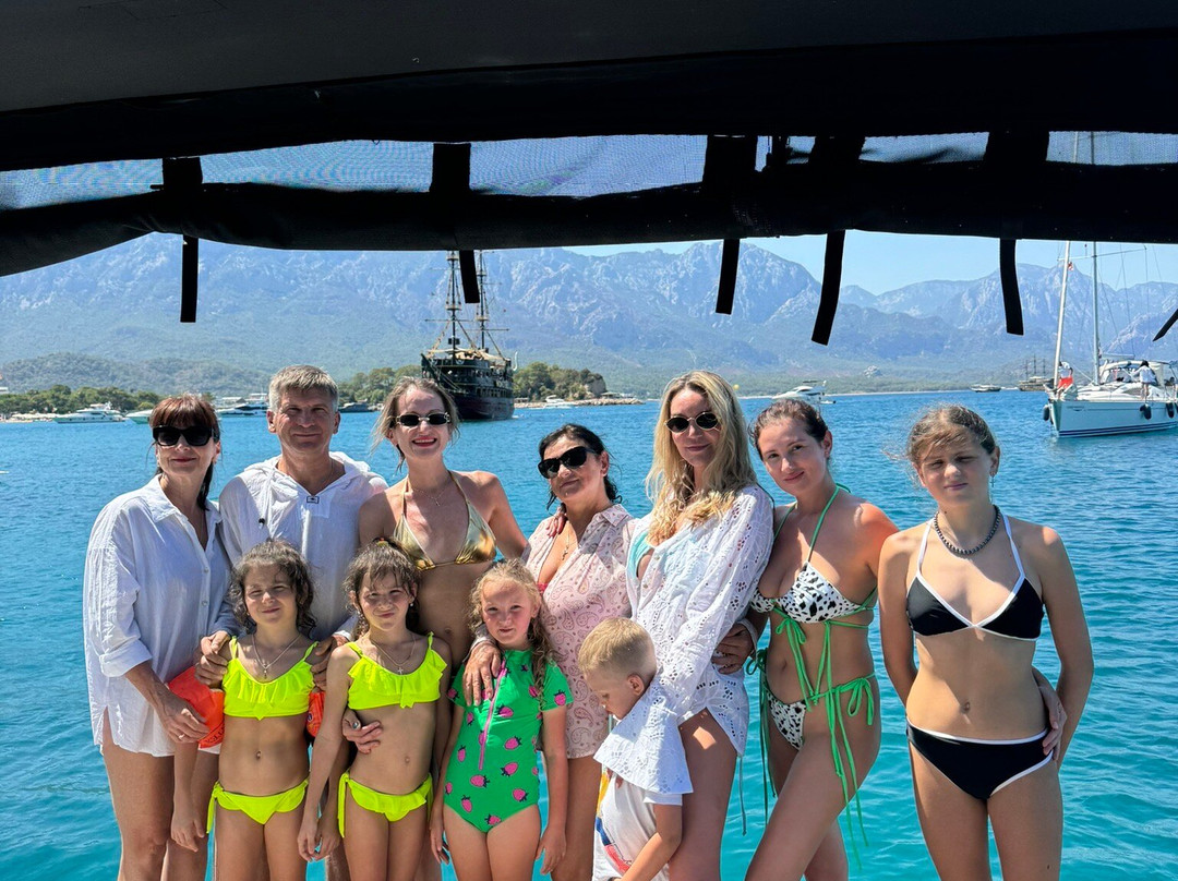 Fantastic VIP Yacht Tour-凯梅尔必去景点