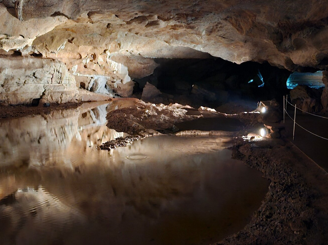 The Caves of Sare景点图片