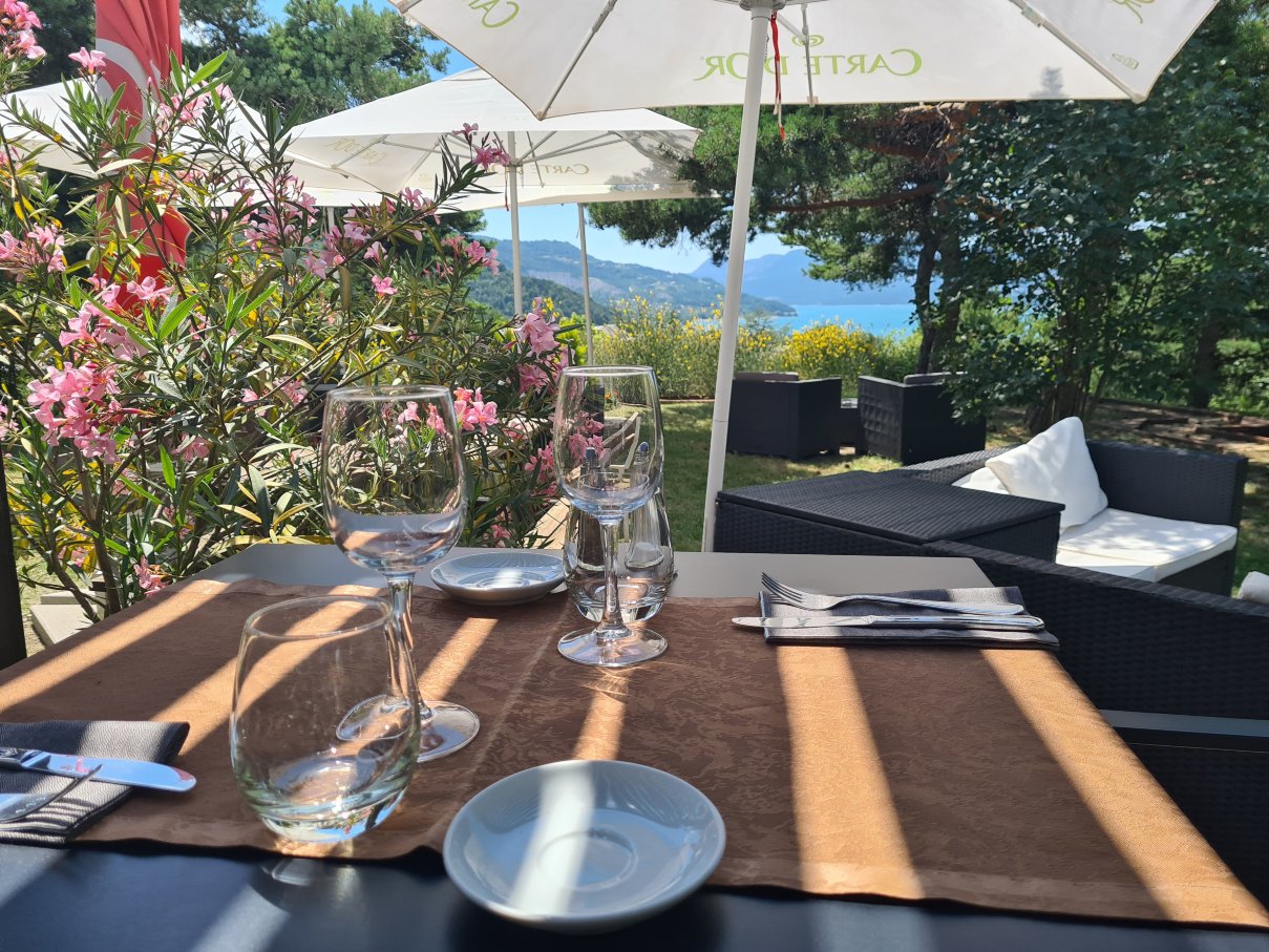 罗格斯艾登拉克酒店-餐饮