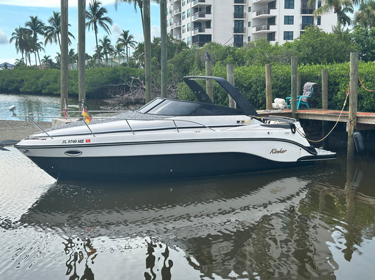 Yacht Charter Fort Myers-迈尔斯堡海滩必去景点