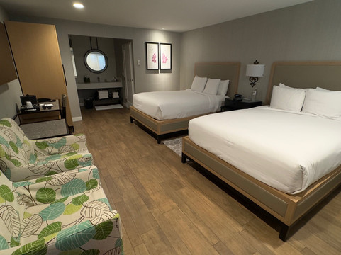 Candy Cane Inn主图