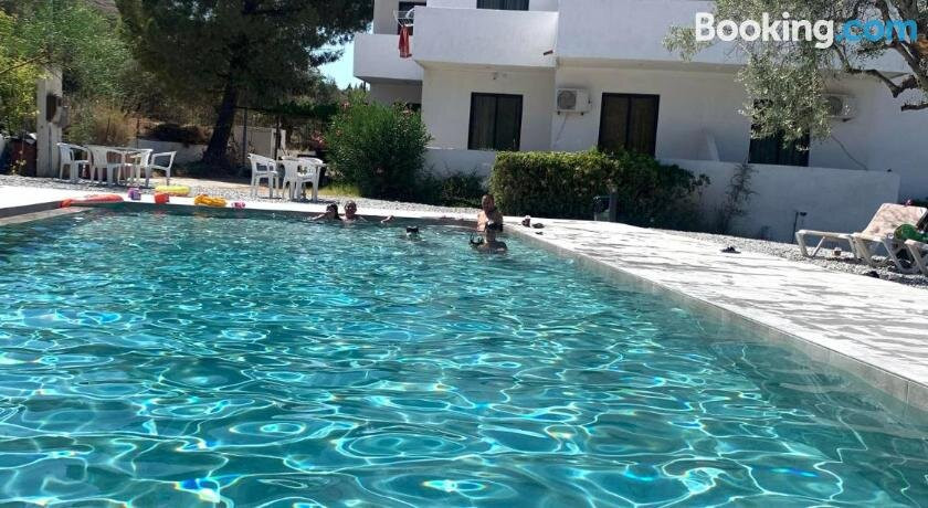 Narkissos Hotel主图