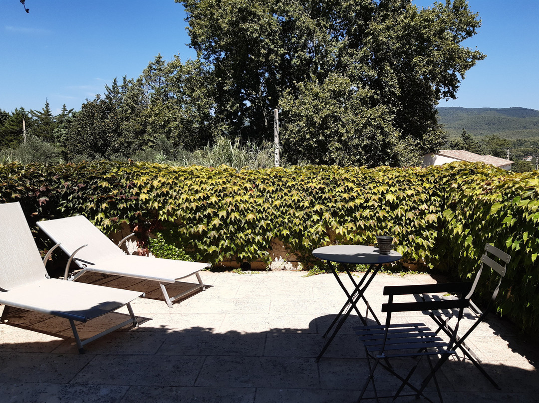 Domaine De La Font Des Peres主图