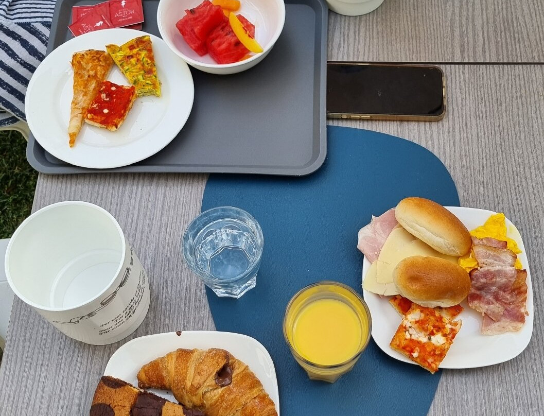 阿斯特酒店主图