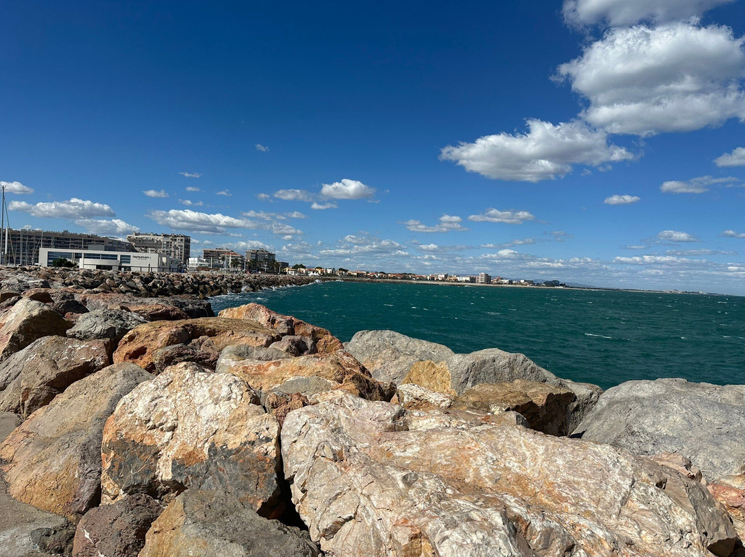 Port De Saint-cyprien景点图片