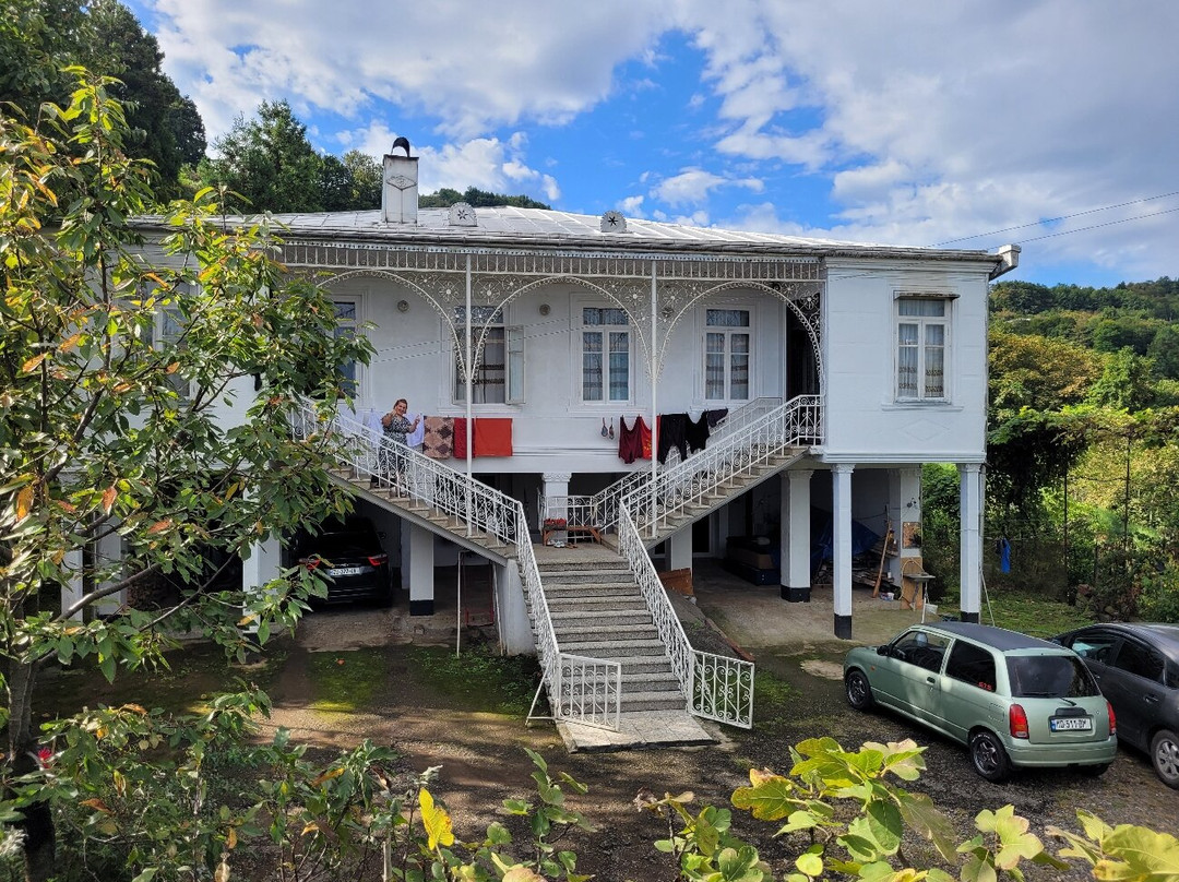 Zuka's Guesthouse