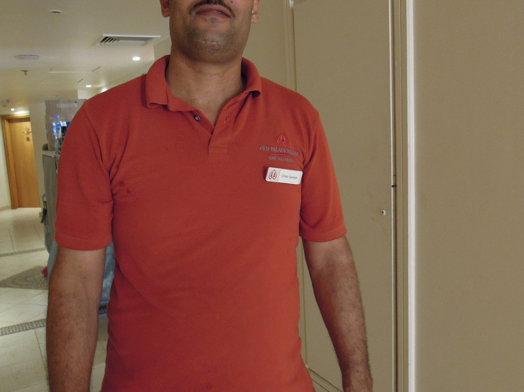 萨尔哈什古宫度假酒店主图