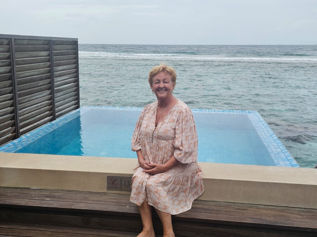 维拉沙鲁岛马尔代夫拉古娜海滩酒店主图