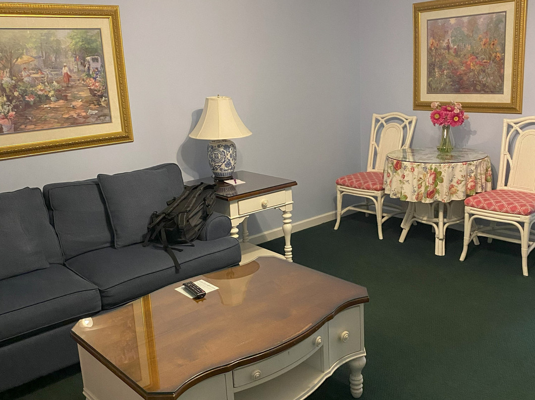 Lilac Tree Suites主图