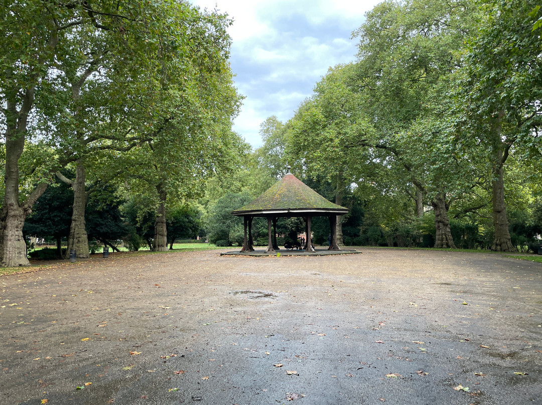 林肯因河广场-伦敦必去景点