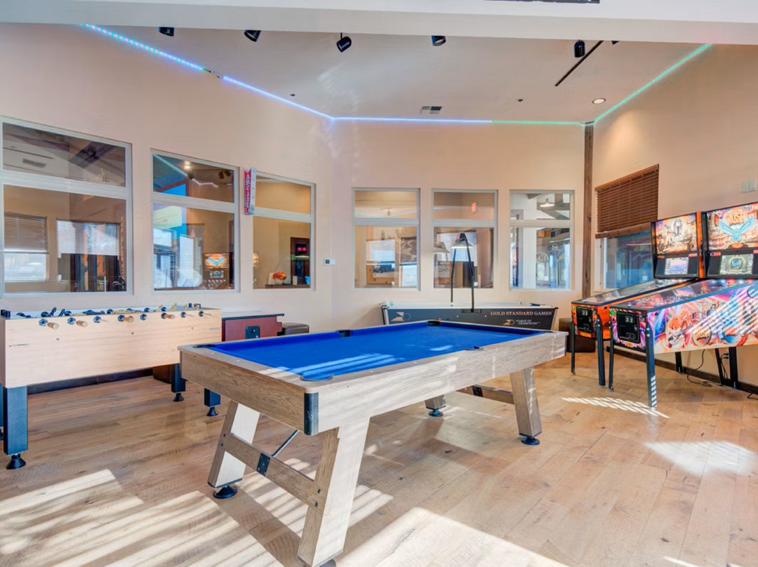 西黄石假日酒店主图