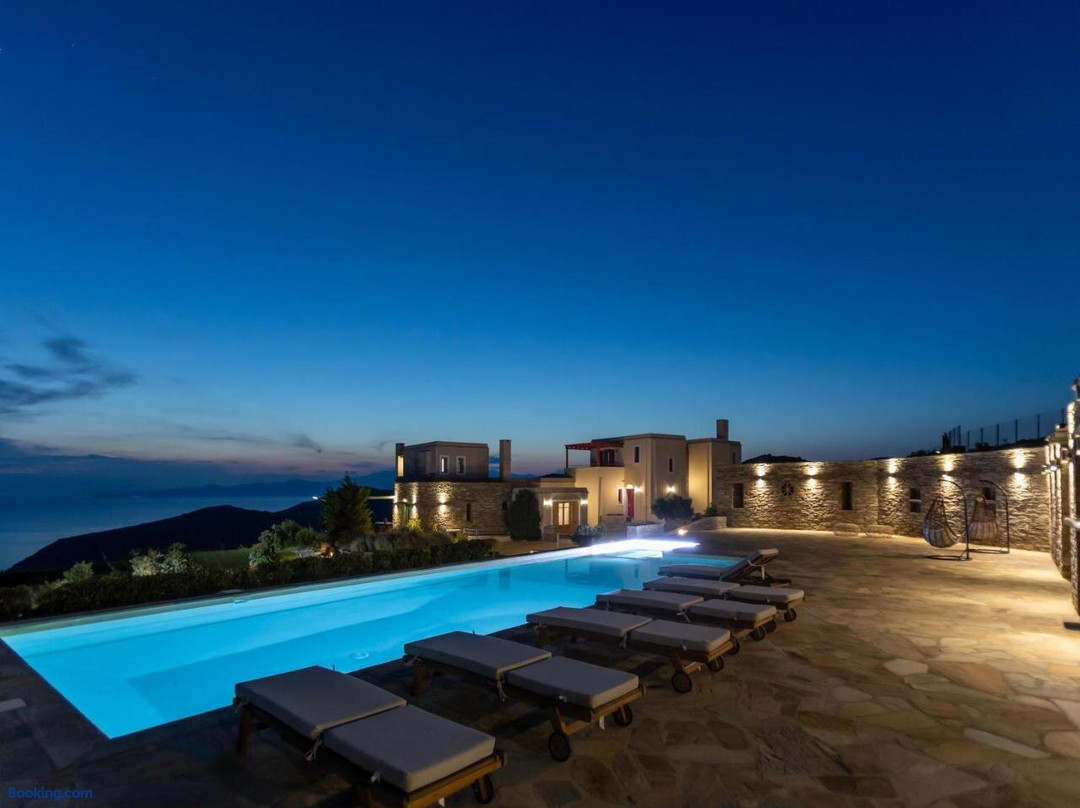 Bella Resorts