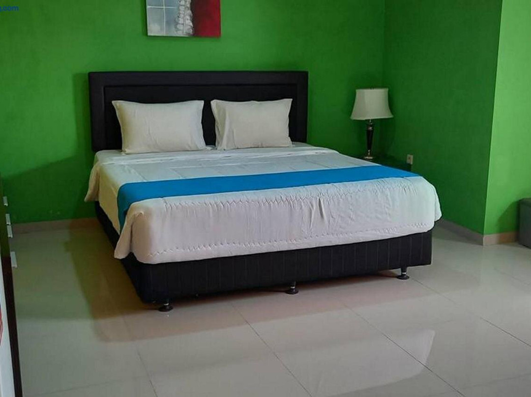 RedDoorz near Bandara Adi Soemarmo Solo