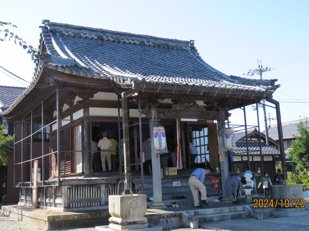 Nishino Yakushi Kannondo-长滨市必去景点