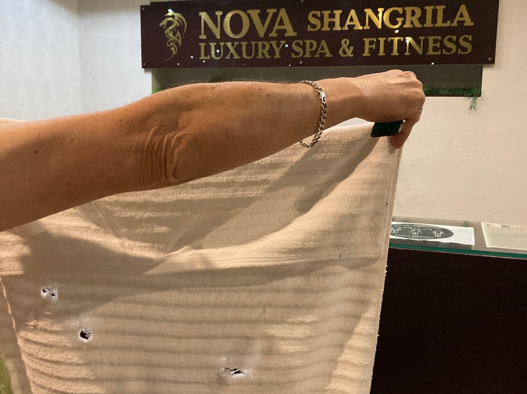 明斯克皇冠假日酒店主图