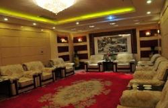 乳山银滩大酒店主图