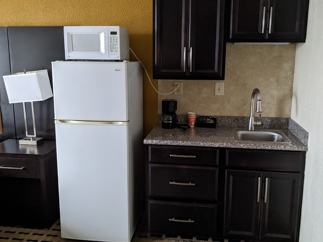 Clarion Pointe Lake Jackson - Clute主图