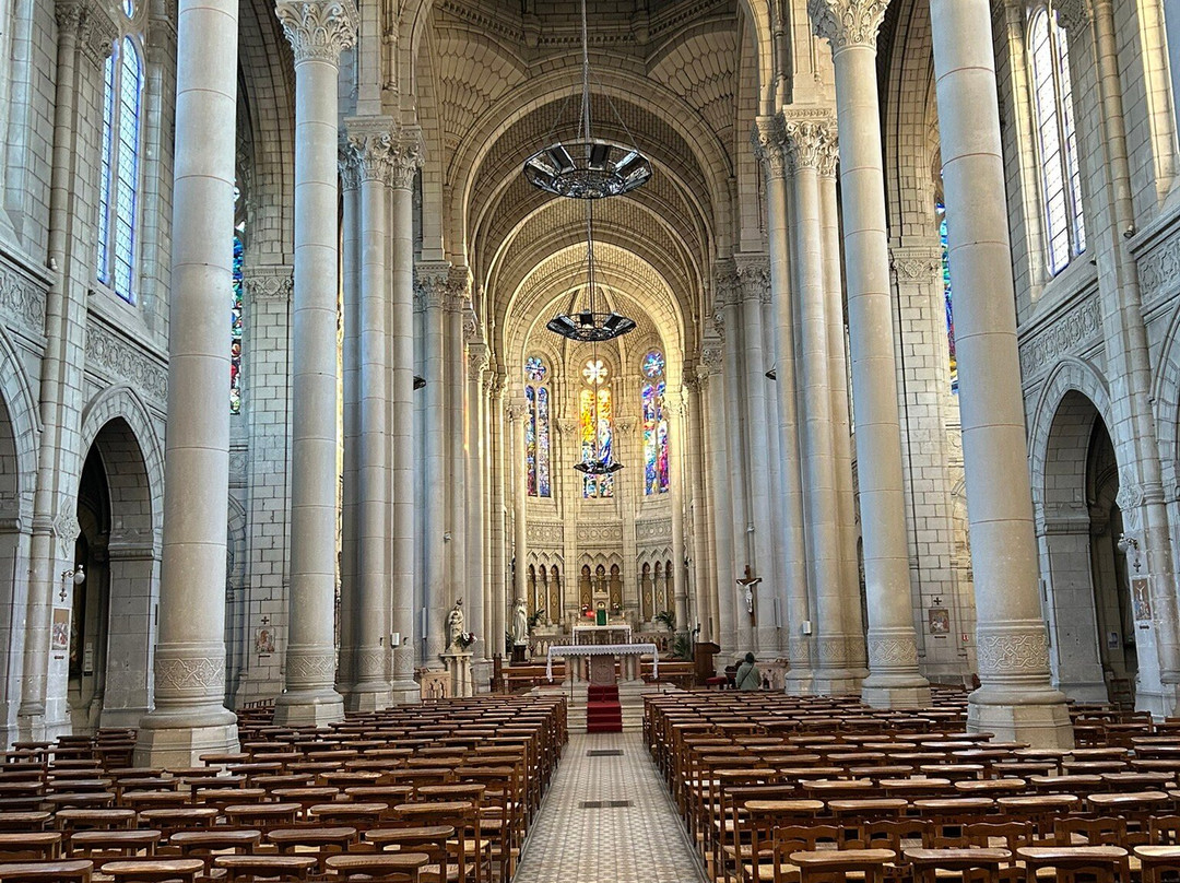 Église Notre-Dame-des-Victoires景点图片
