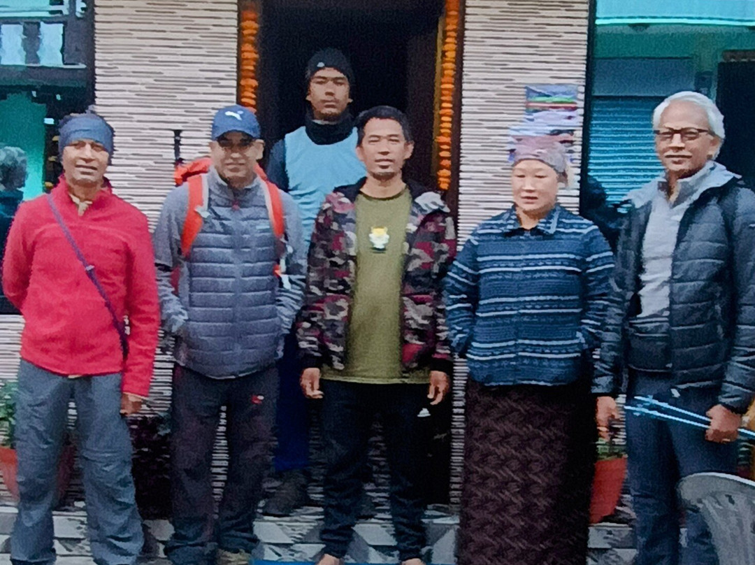 Vajra Hotel And Guest House