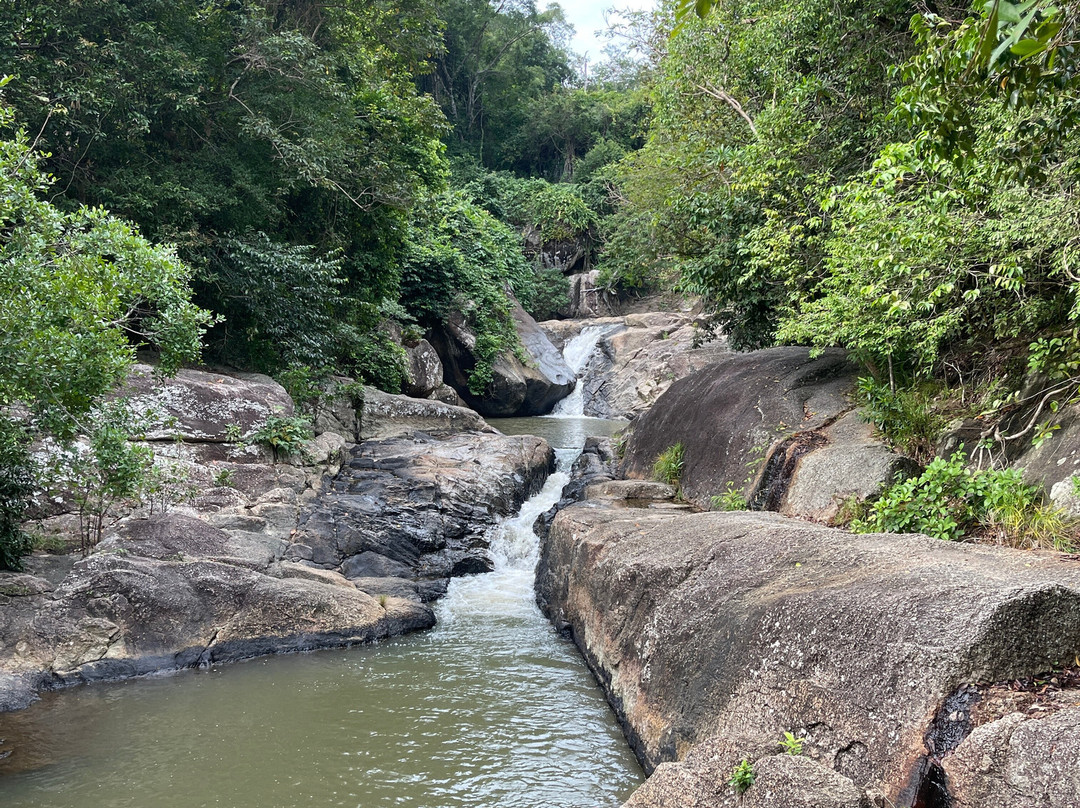 Than Sadet Waterfall National Park景点图片