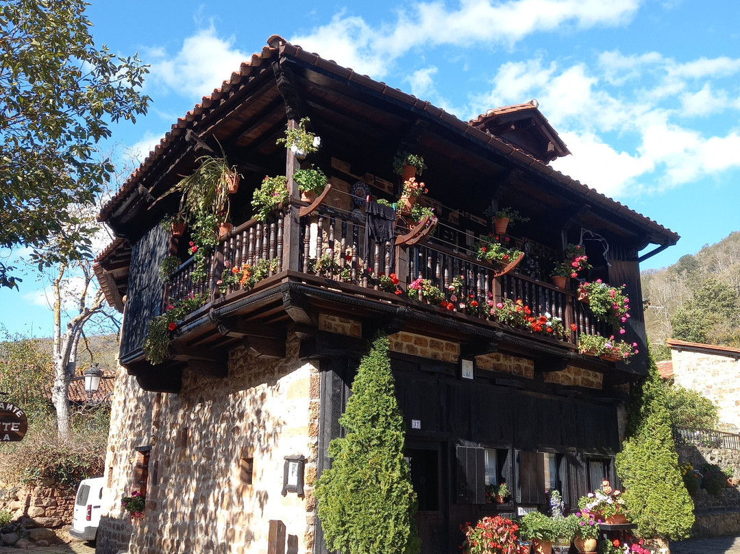 Bárcena Mayor Historic Village-Barcena Mayor必去景点