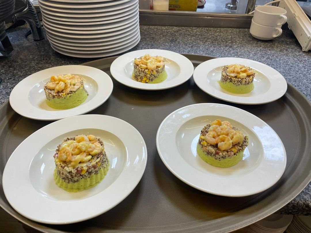 Port Gourmet Restaurant &deli