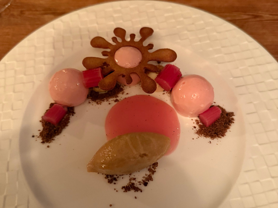 The Pear Tree Inn主图