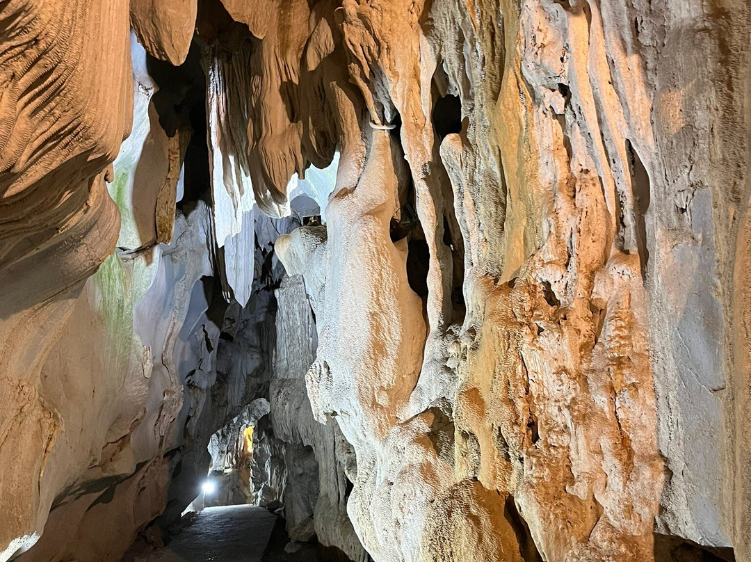 Động Trung Trang-卡巴必去景点