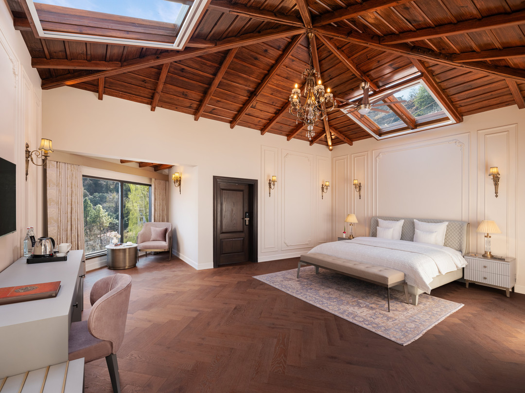 索利吐德喜马拉雅山酒店主图