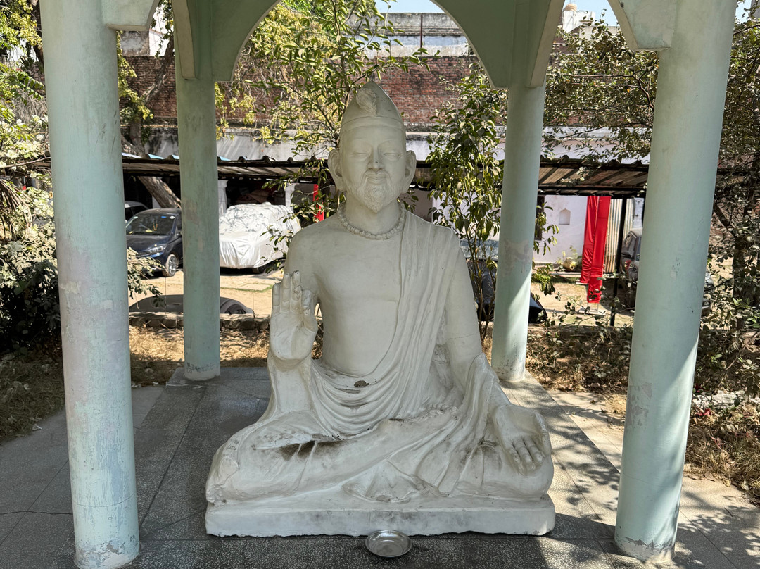 Kabir Chaura Math景点图片