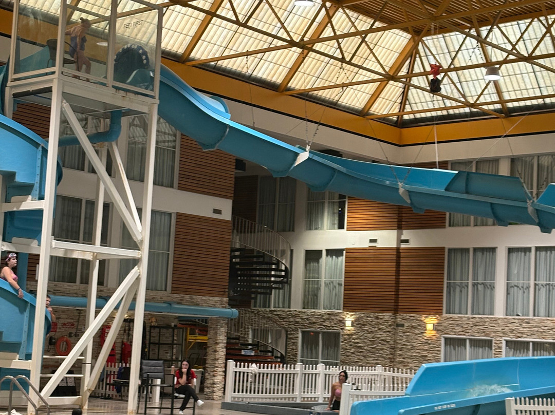 Superior Inn Hotel And Conference Centre主图