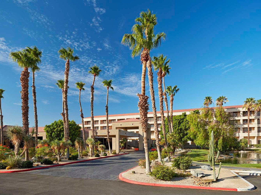 大教堂城酒店住宿-希尔顿逸林酒店棕榈泉高尔夫度假村