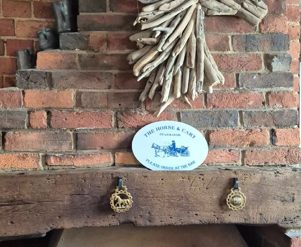 The Horse & Cart Inn主图