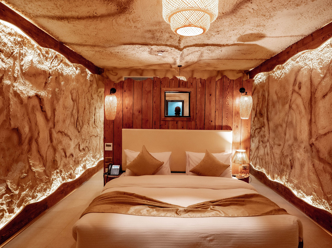 Caves Beach Resort Hurghada主图