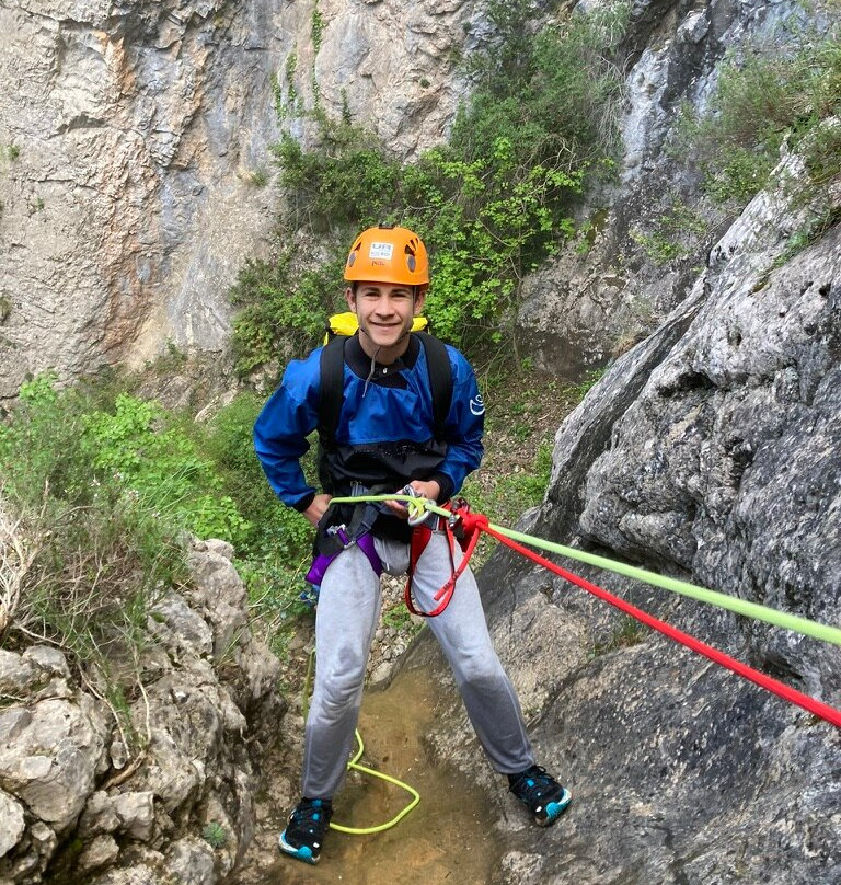 UR Pirineos景点图片