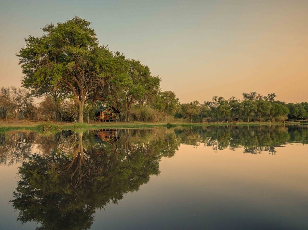 Khwai Mokoro Safaris and Campsites